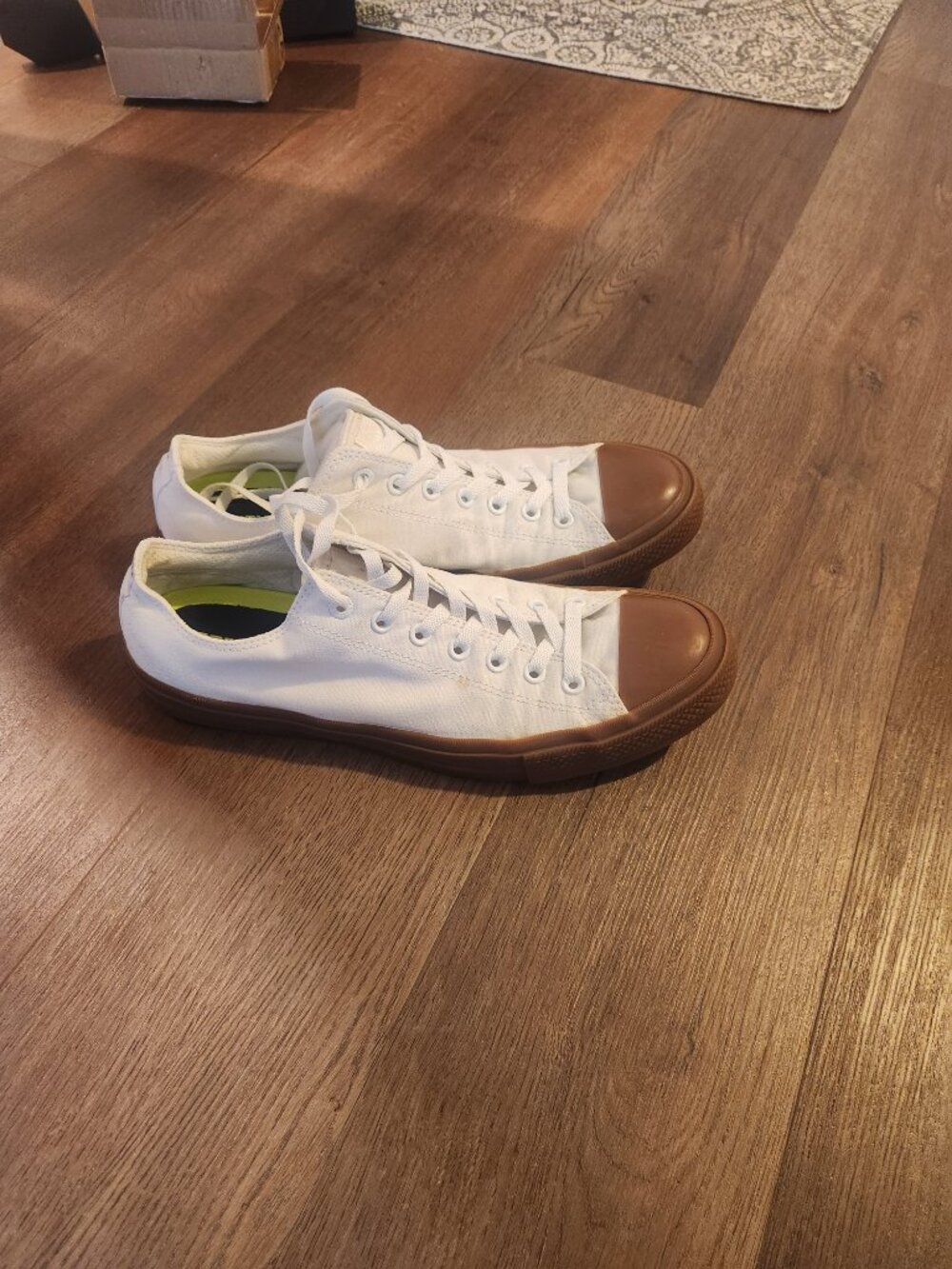 Chuck Taylor - Picture 2 of 2